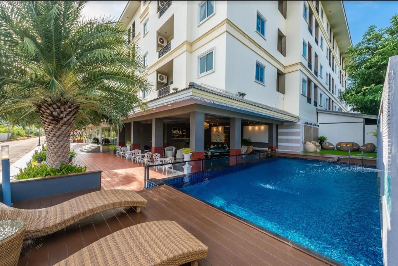 Napheera Royal Tel Ban Khlong Bang Krathiam Exterior foto