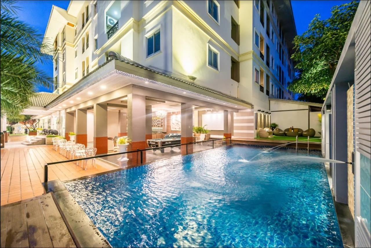 Napheera Royal Tel Ban Khlong Bang Krathiam Exterior foto